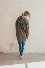 Kép betöltése a Galériamegjelenítőbe, Oliva