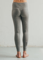 Kép betöltése a Galériamegjelenítőbe, Világos-Szürke