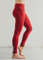 Kép betöltése a Galériamegjelenítőbe, Bordópiros