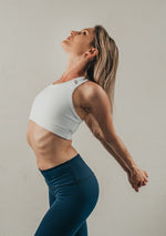 Kép betöltése a Galériamegjelenítőbe, Fehér