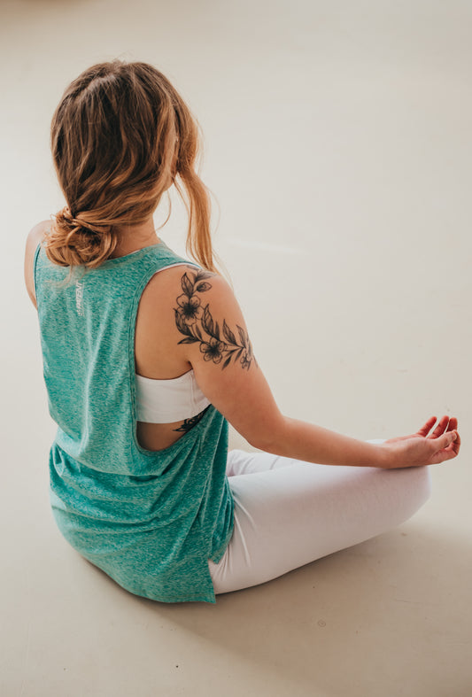 Női organikus pamut jóga- és edző trikó - Melír menta - PatentDuo