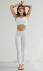 Kép betöltése a Galériamegjelenítőbe, Fehér