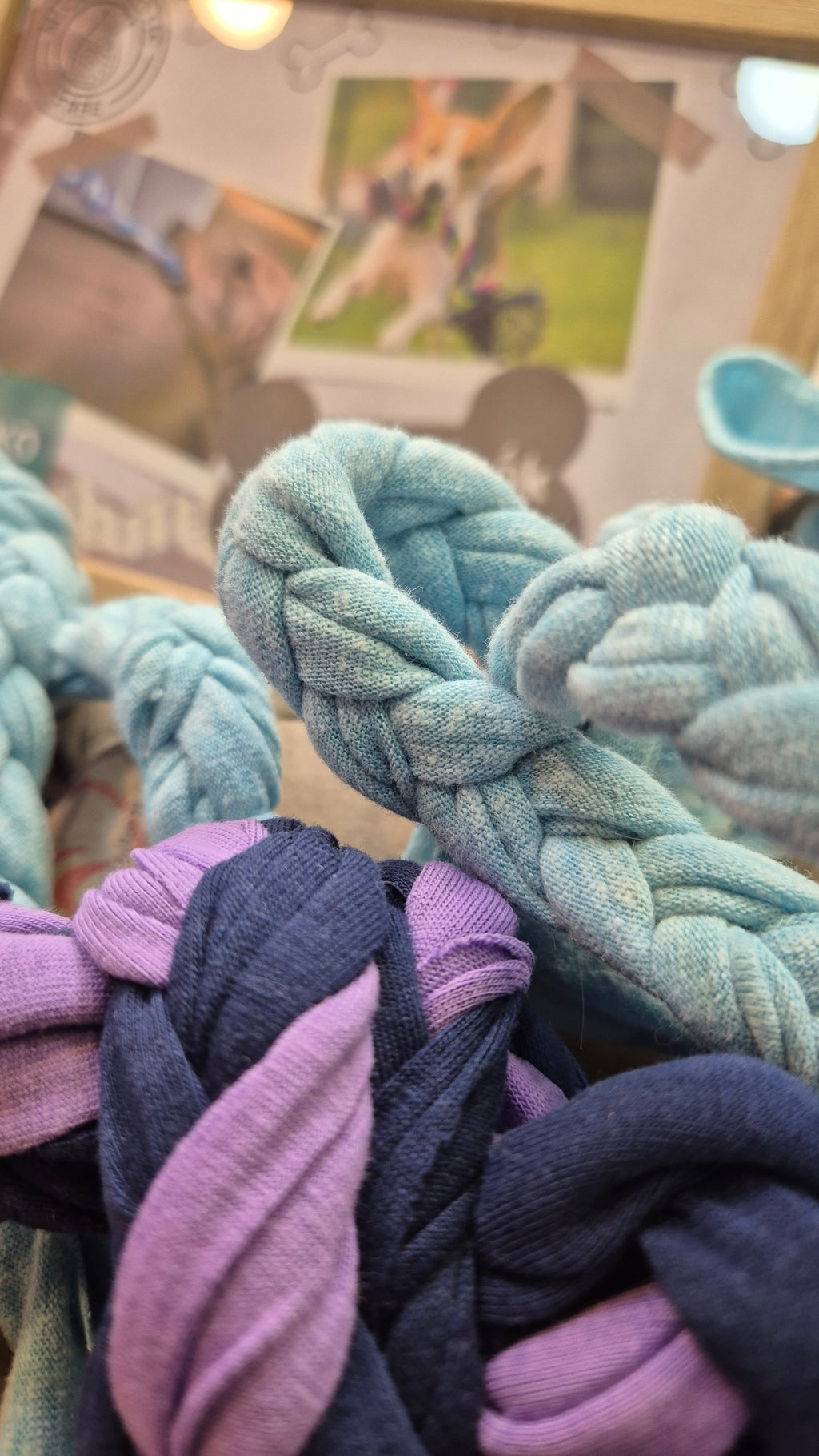 Szinetár Dóra x PatentDuo limitiertes Hundespielzeug aus Bio-Baumwolle