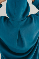 Kép betöltése a Galériamegjelenítőbe, Petrol