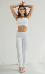 Kép betöltése a Galériamegjelenítőbe, Fehér