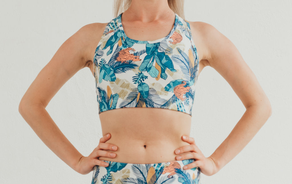 Prémium mintás Technikai jóga, pilates sportmelltartó WILD SPIRIT - PatentDuo