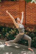 Kép betöltése a Galériamegjelenítőbe, Világos-Szürke