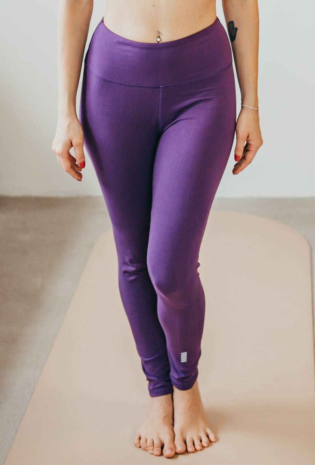 lila szinetár dóra organikus pamut cica nadrág leggings szet joga pilatesre gym