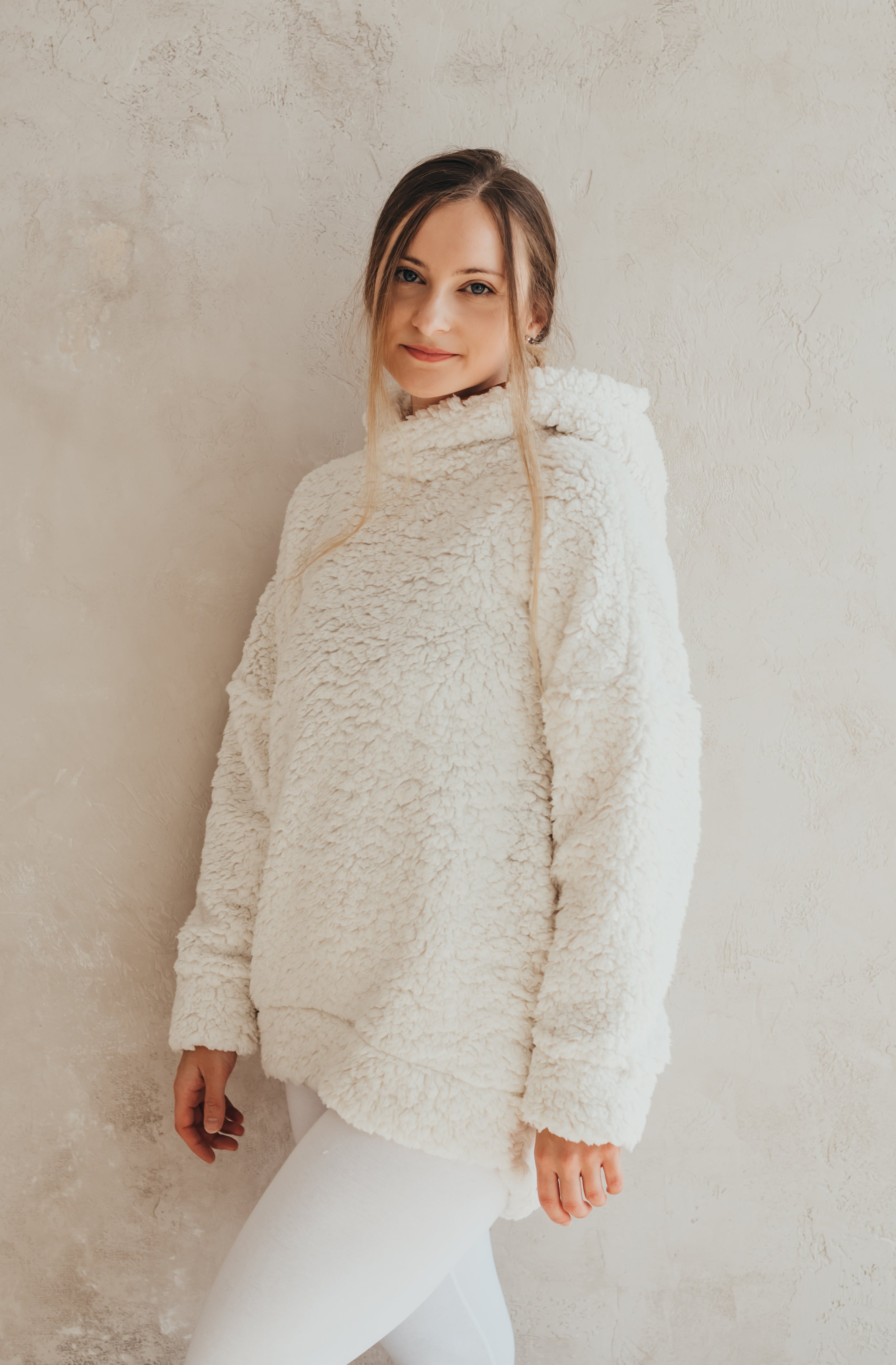 Női sherpa oversize pulóver organikus pamutból, prémium slow fashion darab, puha bőrbarát anyag, limitált PatentDuo kollekció